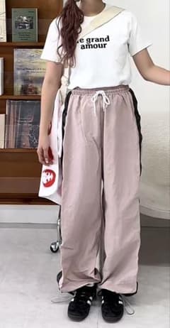 NUGU BUFF サイドシャーリング ワークパンツ ピンクのサムネイル