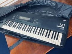 【ジャンク】コルグ　M1のサムネイル