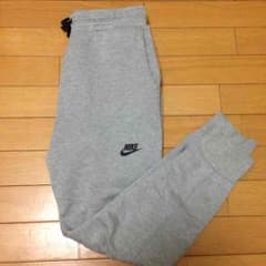 NIKE テックフリー テーパードのサムネイル