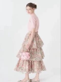 ツルバイマリコオイカワ スカート ティアード 46,200円 36 ピンク　花柄 ツルバイマリコオイカワ スカート ティアード 46,200円 36 ピンク 花柄