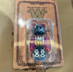 メディコム・トイ ウェスト ベアブリック BE@RBRICK 100% 新品 - メルカリ