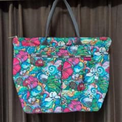 LeSportsac Colleen Wilcox トートバッグ - メルカリ