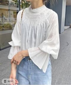Spick & Span コットンボイルタックフリルブラウスのサムネイル