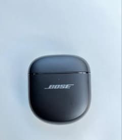 BOSE ボーズ 完全ワイヤレスイヤホン ブラック 充電ケース付きのサムネイル