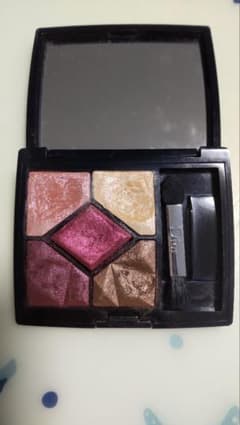 Dior アイシャドー☆ディオールサンククルール857ルビーのサムネイル