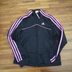 adidas  ジャージ150cmのサムネイル