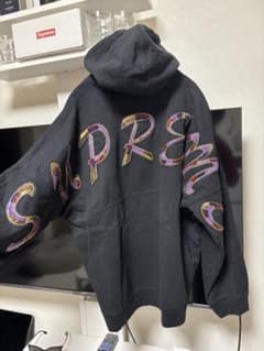 Supreme 刺繍ロゴ ブラックパーカーのサムネイル