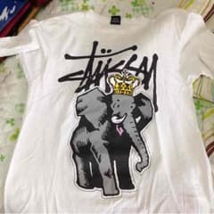 ステューシー Tシャツのサムネイル