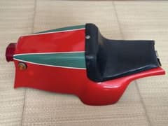 ducati マイク・ヘイルウッドレプリカ900MHR_NCR TYPE シートのサムネイル