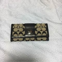 coach 長財布のサムネイル