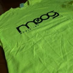 Moog モーグ Tシャツ　蛍光イエローのサムネイル