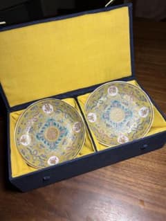 大清光緒年製 黄釉色絵粉彩 在銘 萬壽無疆 飾皿 中国古玩 中国美術