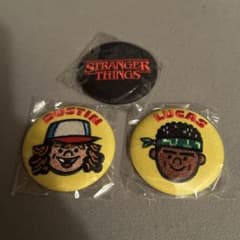 ガチャガチャ ストレンジャーシングス 刺繍缶バッチ 3種 セット