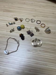 【まとめ売り】アクセサリー セット 指輪 リング ブレスレット ピアスのサムネイル