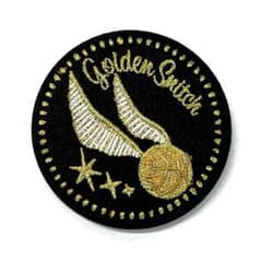ハリーポッター　刺繍缶バッジ　金のスニッチのサムネイル