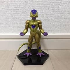 ゴールデンフリーザフィギュアのサムネイル