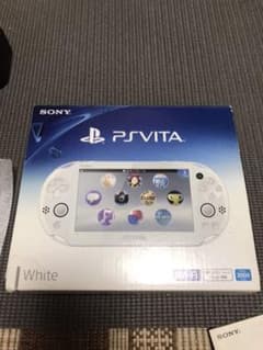 PlayStation®Vita（PCH-2000シリーズ） Wi-Fiモデル…のサムネイル