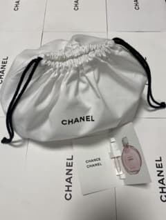 CHANEL シャネル 巾着袋 シャネルノベルティ 巾着ポーチ 香水サンプル付きのサムネイル