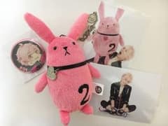 [츠키우사 + 요코오 루위 프로마이드 4장 + 캔 배치] 세트