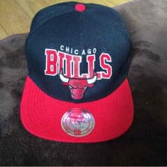 BULLSキャップのサムネイル