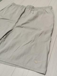 【希少】90s 銀タグ NIKE USA製 チノ ショーツ ベージュ スウッシュのサムネイル