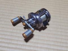 シマノ カルカッタコンクエスト201DC 左ハンドル DRESSハンドル付 箱付