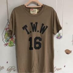 Tシャツのサムネイル