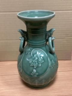 骨董古美術品 中国青磁 浮き彫り 花瓶 双耳 陶器 花器 高さ約8寸2分