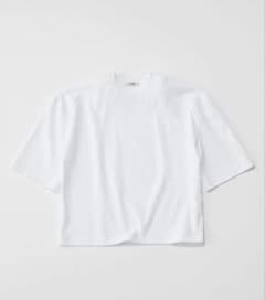 boutique310×SLOANE 小顔Tシャツ ピュアホワイト 佐藤佳菜子 新品】boutique310 SLOANE 小顔Tシャツ ホワイト - メルカリ