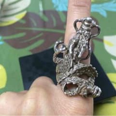 激レアな指輪のサムネイル