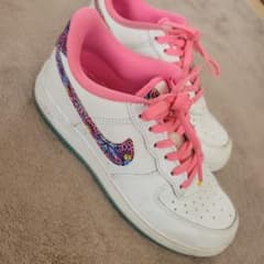 NIKE キッズスニーカー ホワイト ピンクのサムネイル