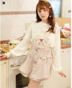 リズリサ Twin Bunniesニットトップス  ホワイLIZLISAのサムネイル