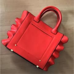 ZARA フリルバッグ ショルダーバッグのサムネイル