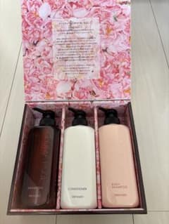 MENARD AROMA ROSE ヘア＆ボディセット3点セット（ポンプタイプ
