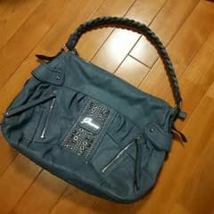 ほぼ未使用★美品 guess カバンのサムネイル