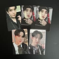 ATEEZ MOVEMENT ユノ トレカ セットのサムネイル