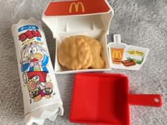 マクドナルド ハッピーセット おもちゃ＆うまい棒マスコット　セットのサムネイル