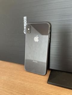 iPhone Xs スペースグレー 256GB シムフリーのサムネイル