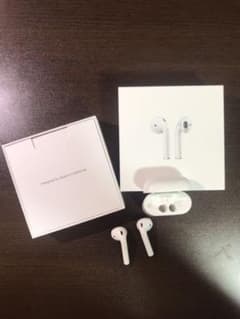 【外箱、シリコンケース付き】AirPods 第一世代のサムネイル