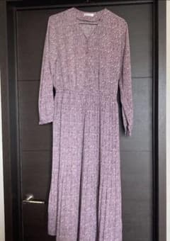【美品】ドレスキップ ワールド 総柄 プリーツロングワンピース パープル Lのサムネイル