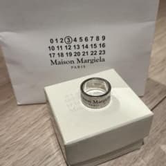 【最終値下げ】Maison Margiela ロゴリング 19号 箱付き 最終値下げ】Maison Margiela ロゴリング 19号 箱付き - メルカリ