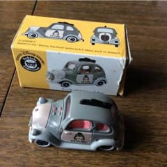 ディズニー イーヨーのクラシックカー トミカのサムネイル