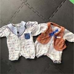 新生児 ロンパースのサムネイル