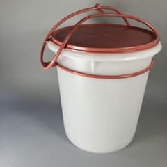 タッパーウェア ジャイアント 8800ml ハンドル付き - メルカリ