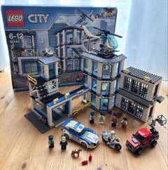 LEGO レゴシティ　ポリスステーション 60141のサムネイル