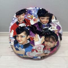 K-POP アイドル 円形クッションのサムネイル