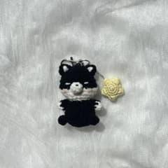 あみぐるみ　柴犬　キーホルダーのサムネイル
