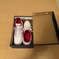 asics スパイク ホワイト/レッド 箱付き　30cmのサムネイル
