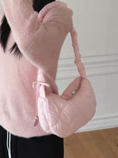 Nugu バッグ　ショルダーバッグ　ピンク　ポコポコ　cos carlynのサムネイル