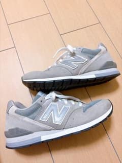 ニューバランス996のサムネイル